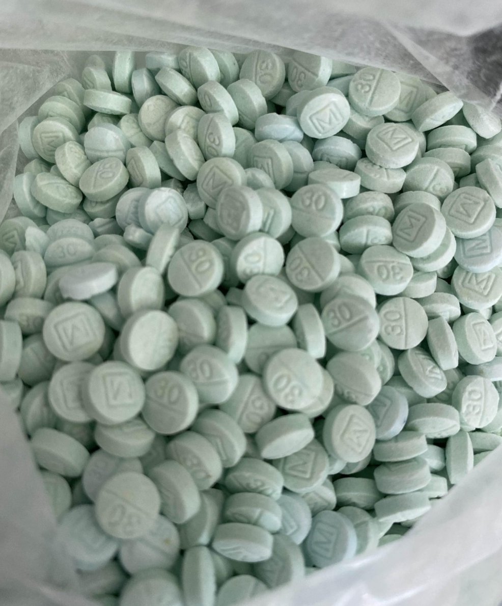 200Pills Quality Mexican
pressed Oxys M30